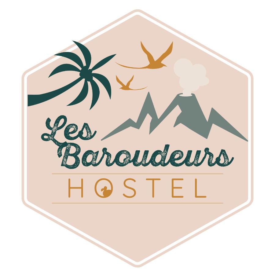 Les Baroudeurs Hostel Saint Pierre Εξωτερικό φωτογραφία